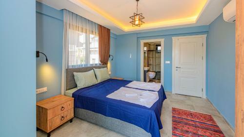 Villa S�?�t 3 - 4 Bedroom With Jacuzzi In Fethiye