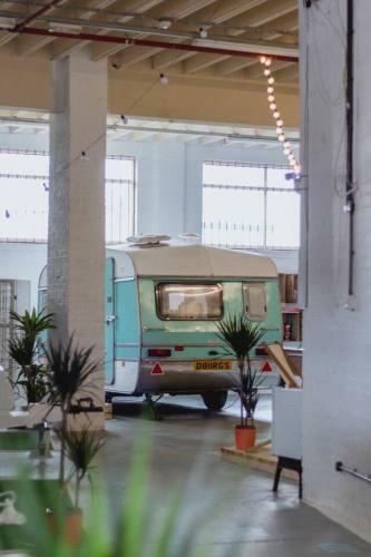 Apartamento Towed Town Camping And Event Space