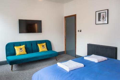 Hostal 144 Lower Cheltenham Place