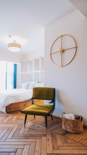 Hotel To Be Social House