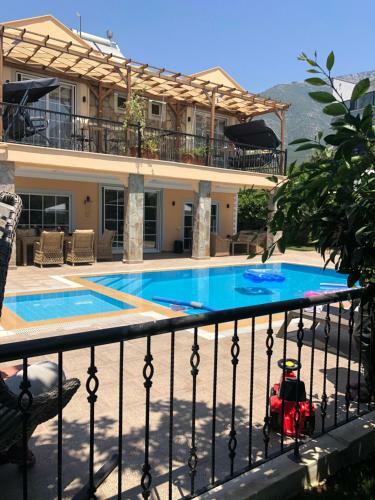 Villa Lara