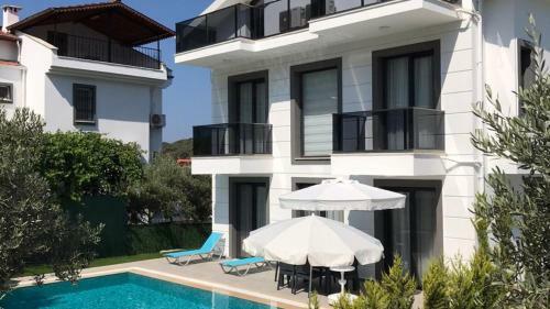 Hermes Villa