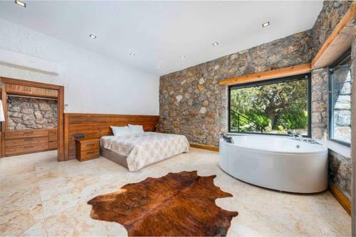 Reddoor Villa