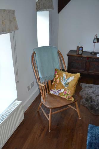 Loft Apartment Nr Bath & Bristol With Hot Tub