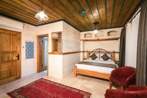 Sapphire Stone Hotel