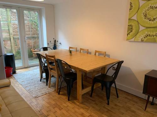 Otto Large Group Townhouse