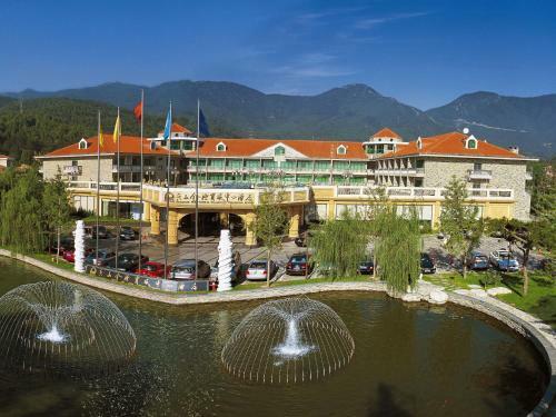 Fragrant Hill Empark Hotel
