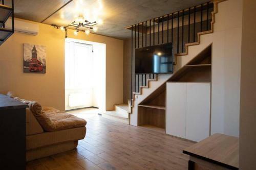 2-storied 2 Bedrooms Loft Central Apartment
