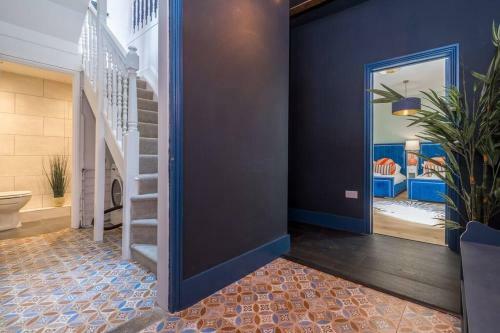 Boutique Style 3-bed House With Private Terrace