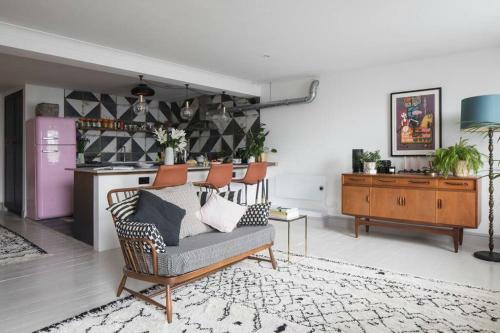 Loft Style Apartment In Central Brighton