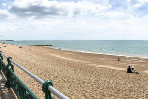 Luxury 2-bed Apartment In Central Brighton