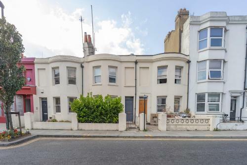 Funky 3bedroom House Next To Brighton Station