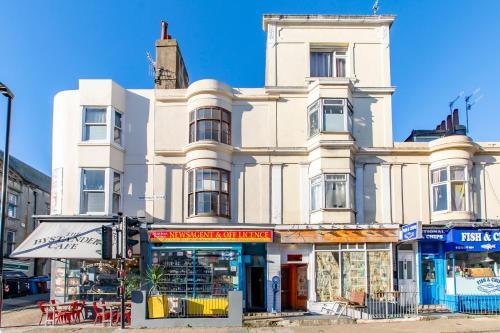 Apartamento Next To Brighton Station * Three Bedroom Flat *