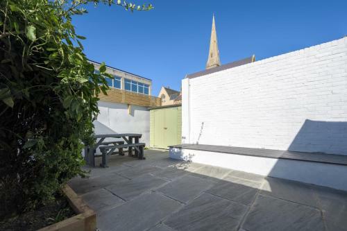 Vibrant Spring Street With Garden