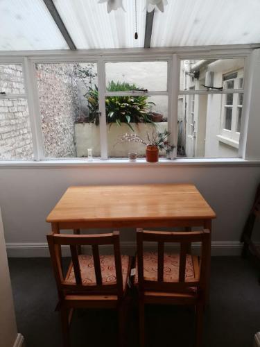 Apartamento Guestready - Historic Regency Flat - 50 Yards To Beach - Very Central!