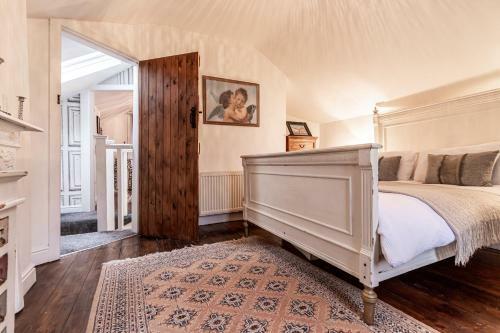 Quadrant Cottage