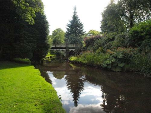 Hargate Hall - Haddon