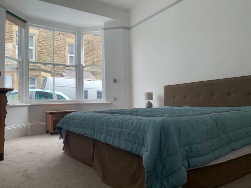 Spacious With Spectacular Views And Private Garden