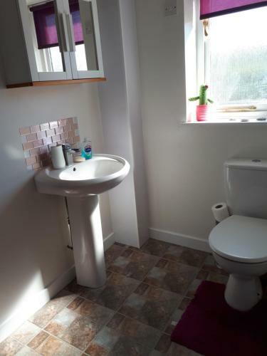3 Knocknaha Cottage