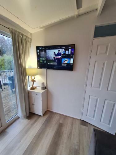 Lodge 147 Snowdon Drive, Glan Gwna