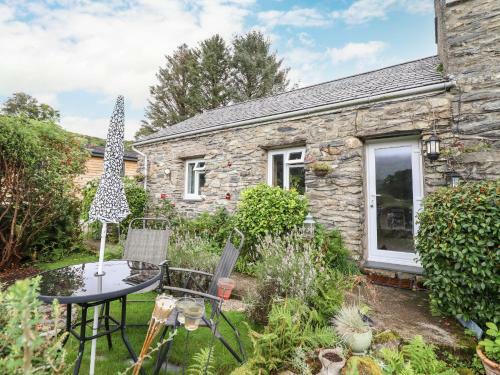 Cwm Caeth Cottage