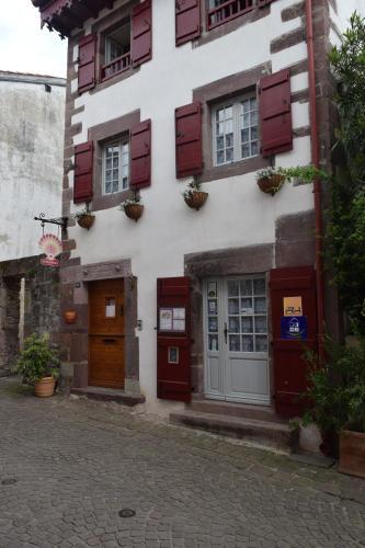 Hostal Gite Azkorria