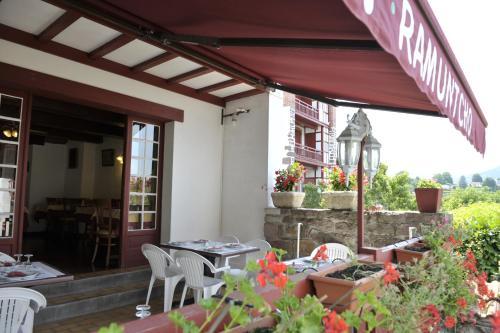 Hotel Logis H�tel Ramuntcho