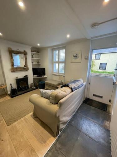 Tor Cottage 2 Bed Sleeps 4