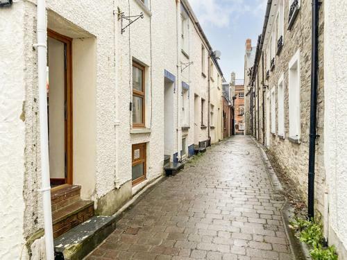 No 18 Ebens Lane