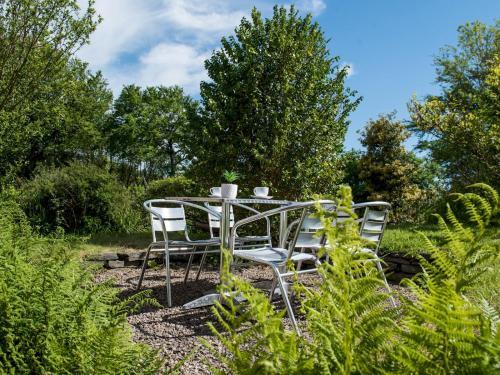 Pass The Keys Spacious Cottage Just Outside Cardigan - Sleeps 5