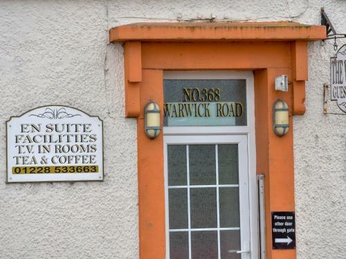 Hostal The Warren Guest House