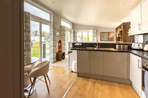 Lodge Inside No 1 Retreat Carnforth