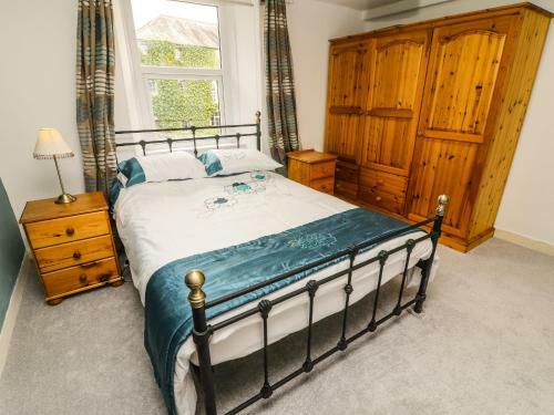 2 Fern Terrace