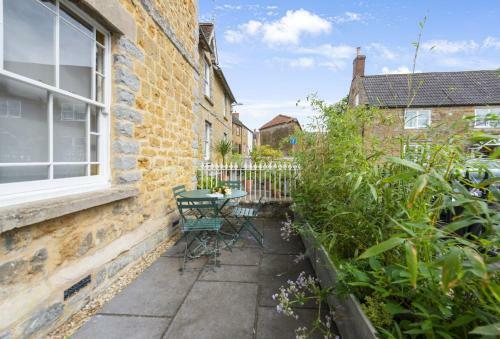 Round House Cottage