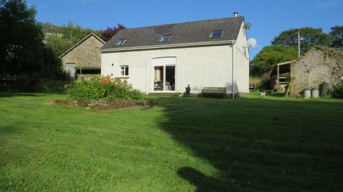 Cwmddol Fawr Cottage