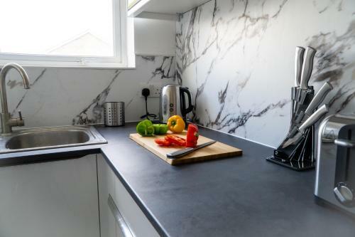 Apartamento Comfortable Canterbury 2 Bed House With Garden, Drive And Conservatory
