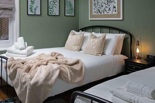 The Victorian Getaway - Central