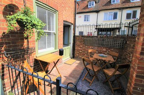 1 Steam Packet Cottage