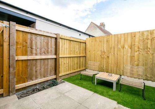 Spacious Modern Garden Family Home