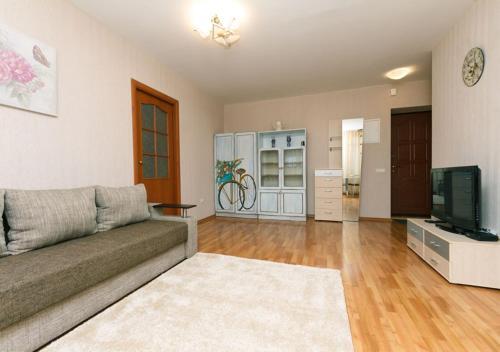 Apartment On Mechnykova 7