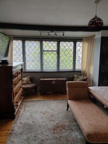 Harry's Bed And Breakfast
