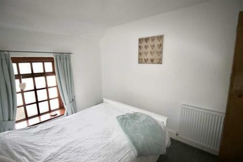 Delightful 'cypress Cottage' Brookhouse Lancaster