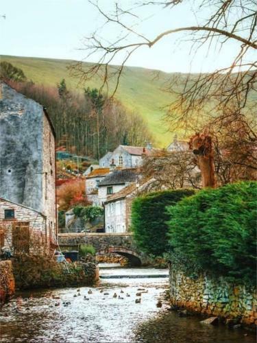 Cavedale Cottage