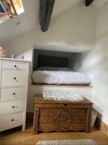Cavedale Cottage