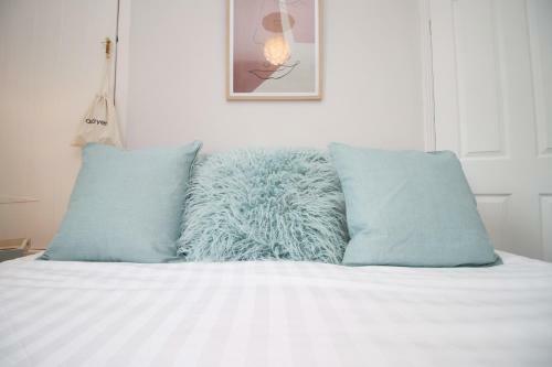 Apartamento Sleeps 4 - Easy Access To The City - Parking - Wifi