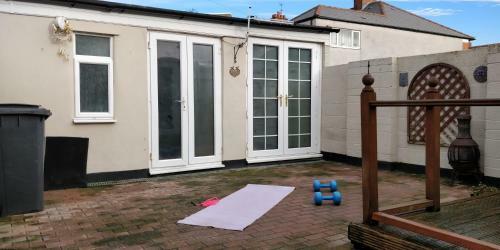 Hostal Extensive & Comfortable House, Central Cardiff
