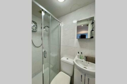 Group Of 4 Apartments For Up To 24 Guests