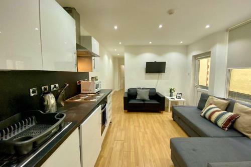 Group Of 4 Apartments For Up To 24 Guests