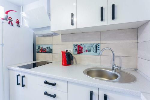 Apartamento Obolon Metro Station