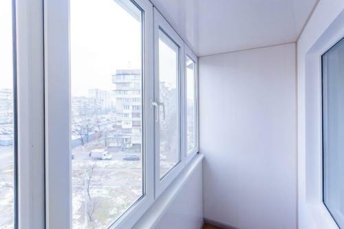 Apartamento Obolon Metro Station